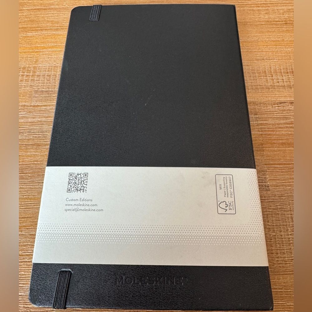 NWT MOLESKINE Classic Notebook Hard Cover Large (5" x 8.25") with logo